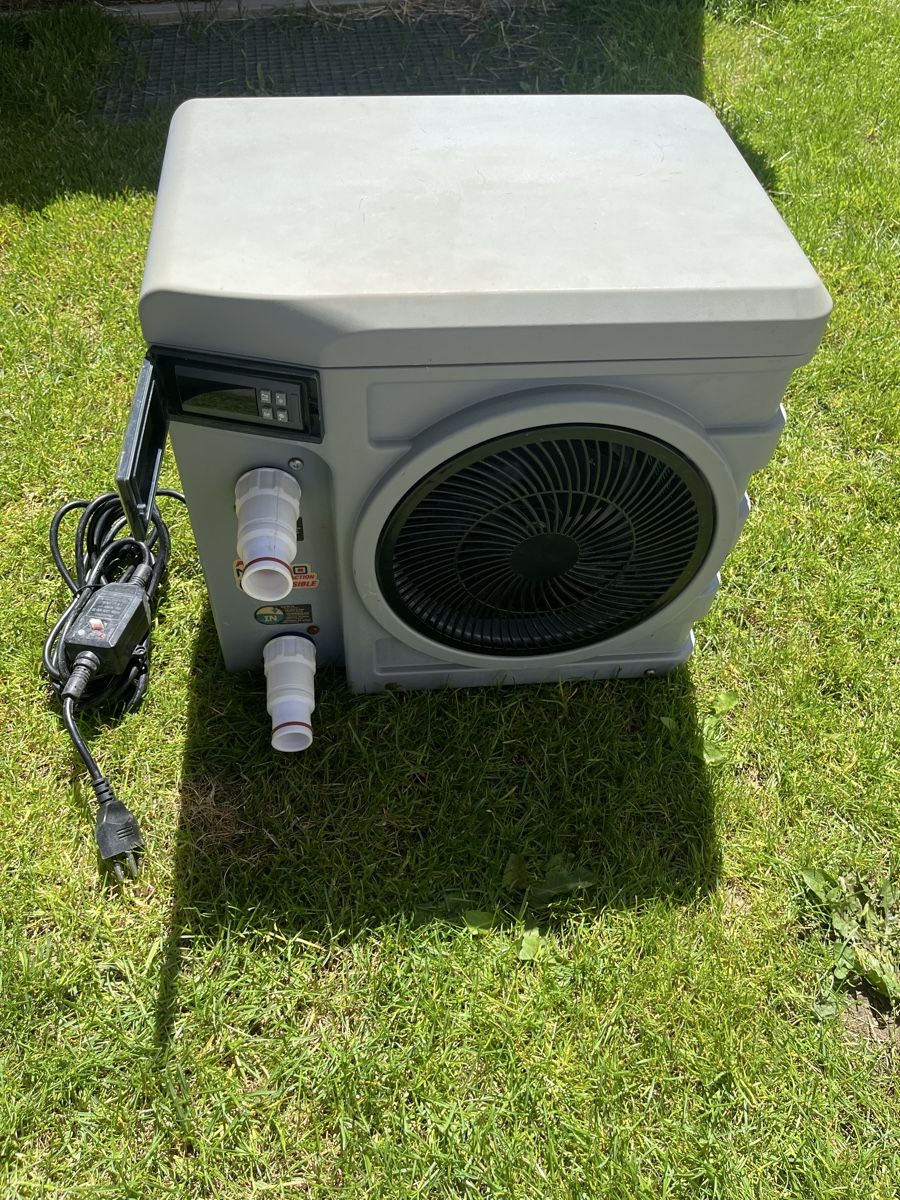 Piscine: Poolex Nano reversible heat pump used condition – Usato da Grosswangen venduto da Mike018 4