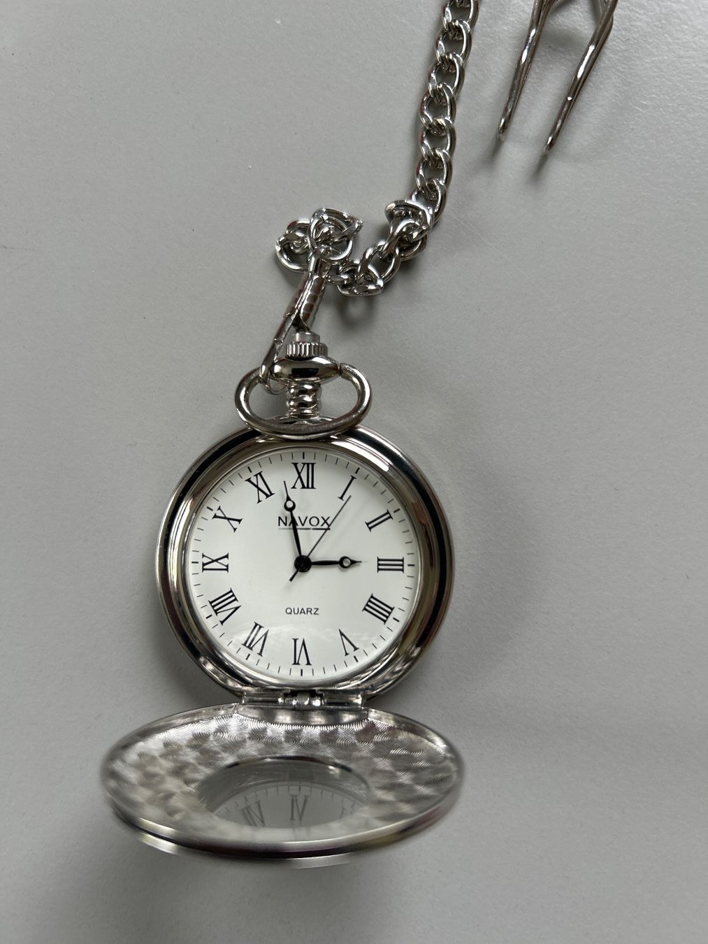 Uhren: Taschenuhr NAVOX mit Kette – Gebraucht aus Sattel von usch6417