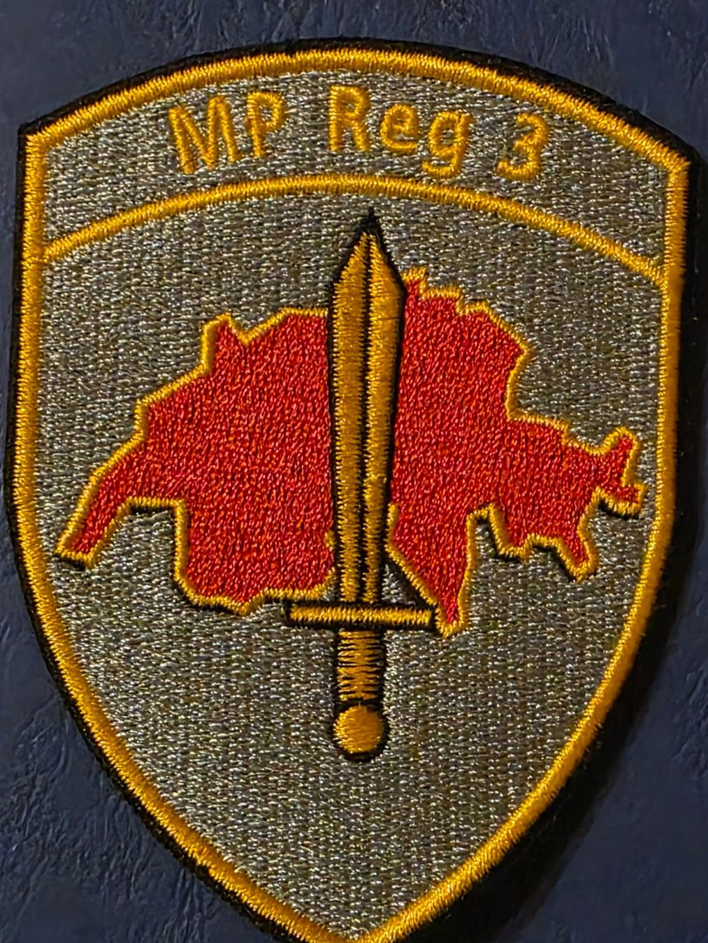 Schweizer Armee Placchette & Badge: Militar Polizei Abzeichen Badge MP Reg 3 – Nuovo (secondo la descrizione) da Nyon venduto da freetoys08