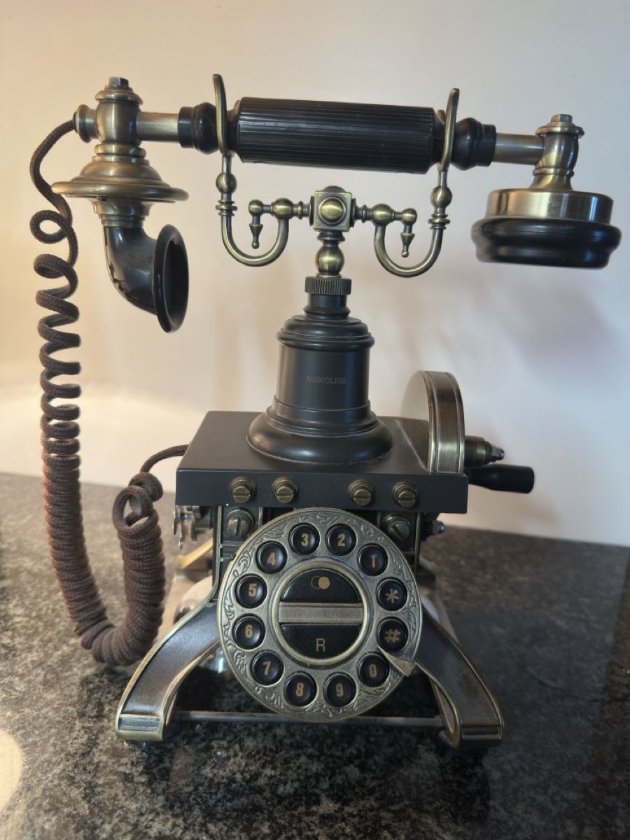 Telefoni: DORO AUDIOLINE Millenium – Usato da Wil SG venduto da Tania_schwarzen94