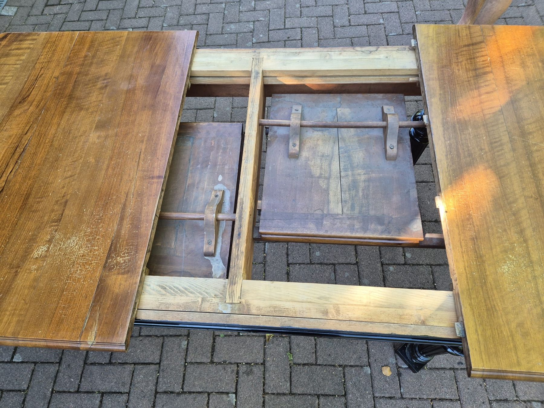 Tavoli: Holztisch ausziehbar – Usato da Walenstadtberg venduto da Rindi_M 2
