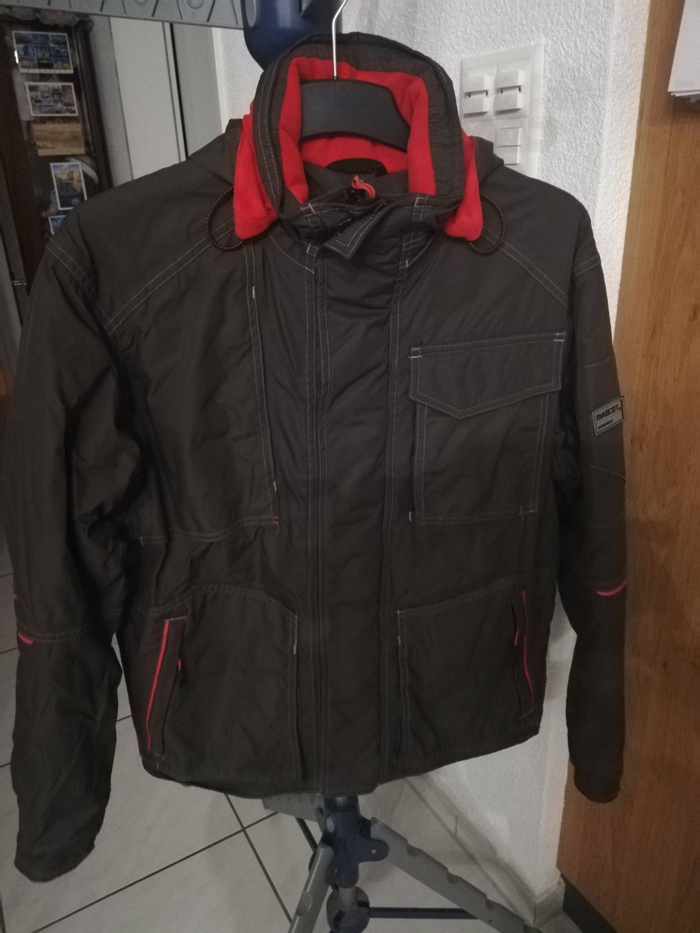 Jacken: Winterjacke gr S Marke Mascot – Gebraucht aus Ballwil von fischli01