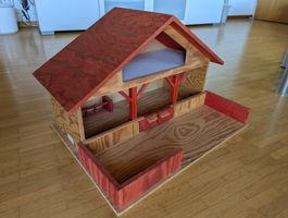Holz Spielzeug Stall Bauernhof rot natur, guter Zustand