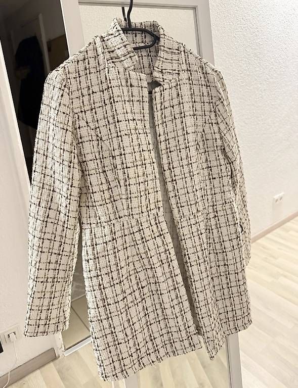 Giacche: Shein Blazer Jacket Grösse 38 M – Usato da Rünenberg venduto da Dgn_63
