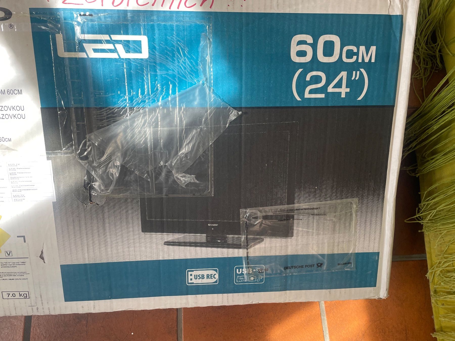 Fernseher: Fernseher von Sharp – Gebraucht aus Regensberg von Qanussa 1