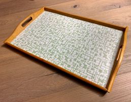 Altes Serviertablett Stellfläche Grün-Weiss 60er 70er Tablet