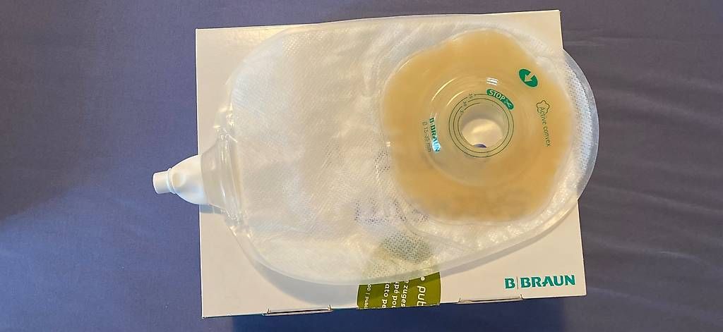 Attrezzature mediche: Materiale per urostomia – Nuovo e nell'imballaggio originale da Odogno venduto da fly_7j8c 1