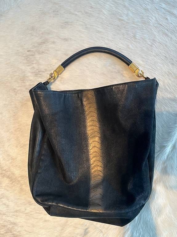 Saint Laurent Taschen für Damen: Authentique sac YSL modèle Roady – Gebraucht aus giffers von sev_c9x9 2