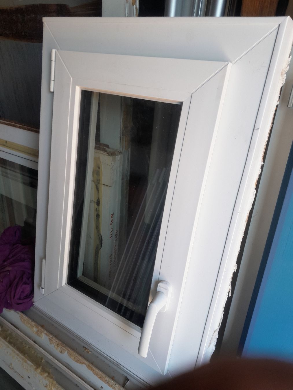 Finestre: Fenster klein dreifachglas – Usato da Marbach LU venduto da san_8kt5