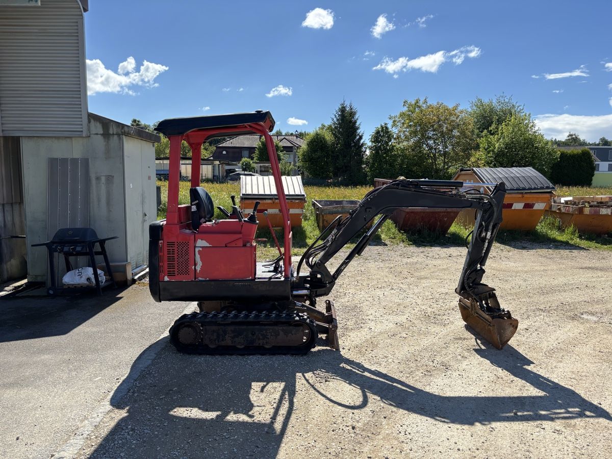 Takeuchi Escavatori: Bagger Takeuchi TB015 / 1,5t – Usato da Courgevaux venduto da Querly 3