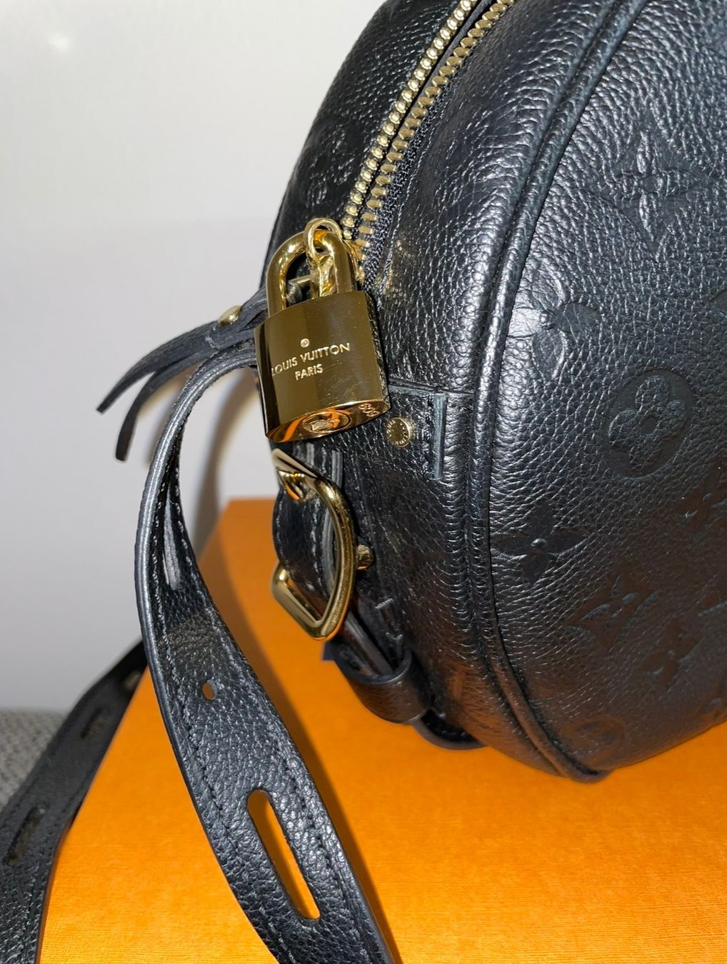 Louis Vuitton Borse: Louis Vuitton – Nuovo (secondo la descrizione) da Wittenbach venduto da janine37 4