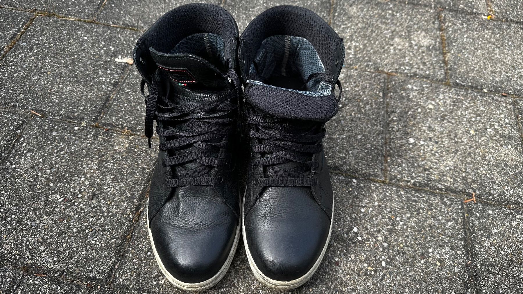 TCX Herrenschuhe: TCX Ortholite Mood Gore-Tex Motorradschuhe Gr. 43 – Gebraucht aus Rikon im Tösstal von fotobynight 1