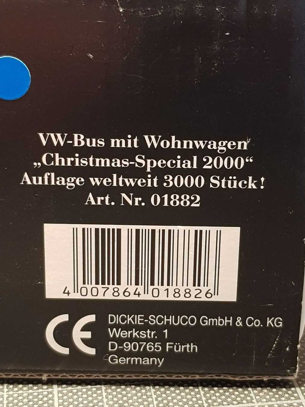 Volkswagen Modellautos: VW-Bus mit Wohnwagen "Christmas-Special" – Neu und originalverpackt aus Chézard-St-Martin von AlPat-Collections 5