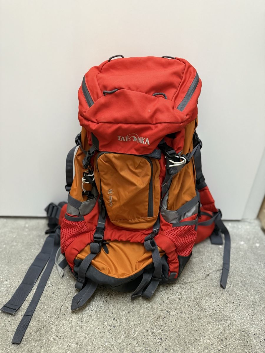 Trevolution Zaini: Wanderrucksack – Usato da Bern venduto da Paramagurunathan
