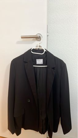 Schwarzer Blazer Grösse S von Bershka