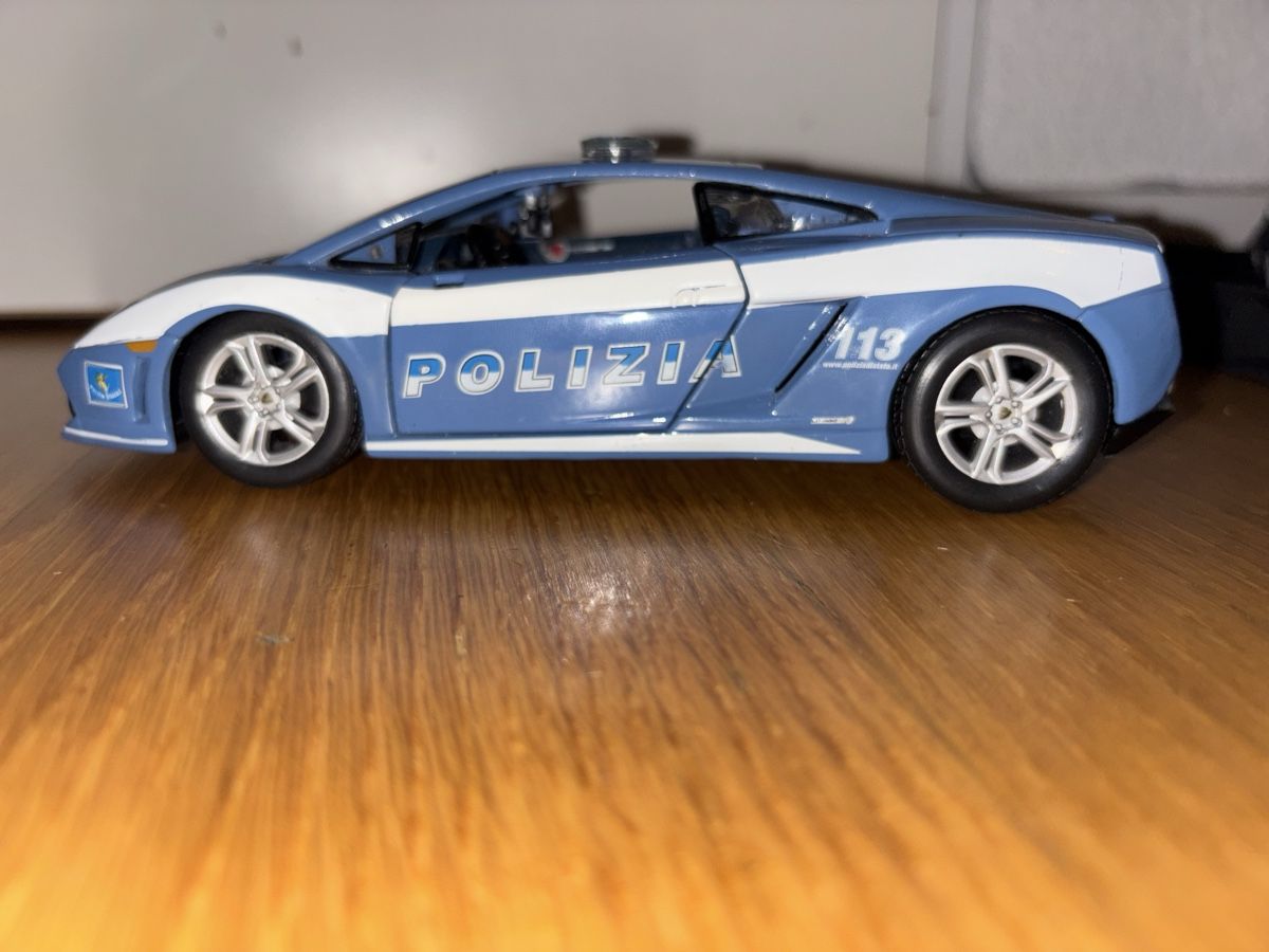 Lamborghini Modellini d'auto: ModelautoPolizei Lamborghini Gallardo gebraucht – Usato da Grosshöchstetten venduto da and_vb2z 1
