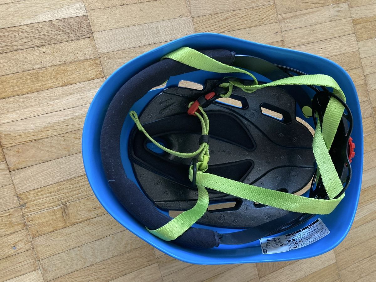 Helme: Kletterhelm Climbing Technology Eclipse Grösse 48-56 guter Z – Gebraucht aus Zürich von Sarah.ZH01 3