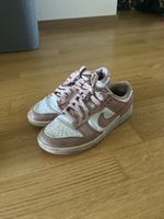Nike Dunk Low Rosa Weiss Damenschuh Groesse 38.5 gebraucht