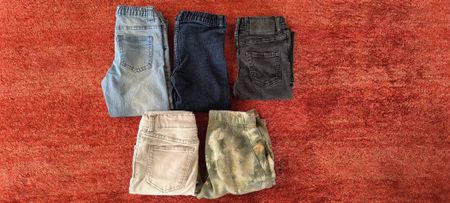 Hosen Set Jungen 5 Stück verschiedene Farben getragen - 110