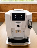 Jura E8 (SC) Piano White – gepflegt, frisch gewartet