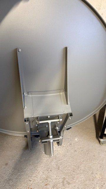 Satellitenschüssel: Satellitenschüssel Wave Frontier - Antenne 90cm – Neu (gemäss Beschreibung) aus Oberlunkhofen von Masyni 3