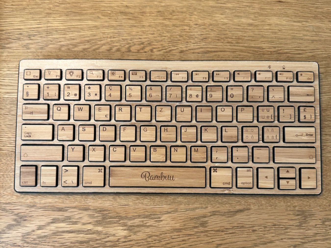 Tastiere: Bambus-Bluetooth-Tastatur - ungebraucht! – Usato da Goldach venduto da Nekiii 2