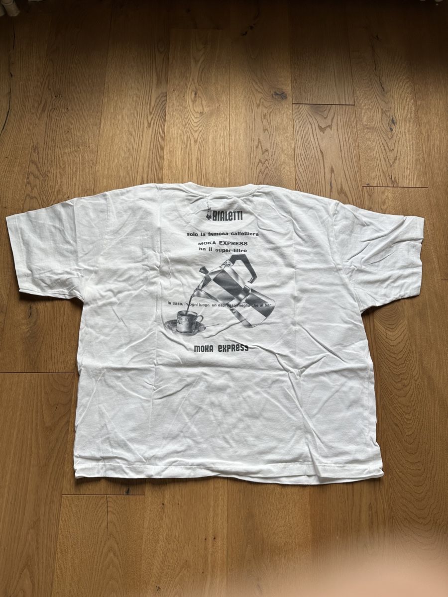Pull&Bear T-shirts: Pull&Bear Bialetti T-Shirt – D'occasion à Düdingen par kleidungsmarktplatz 2