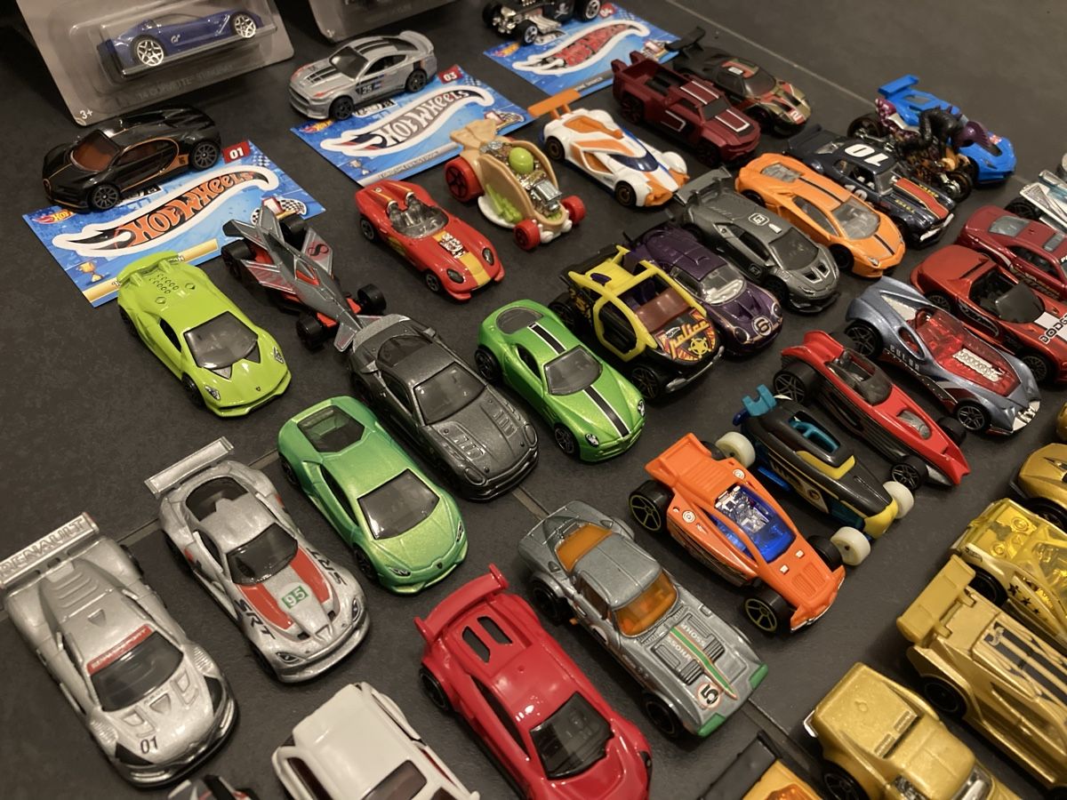Hot Wheels Modellini d'auto: Hot Wheels Sammlung 52 Stk seltene Modelle – Usato da Ins venduto da teamfairerdeal 2