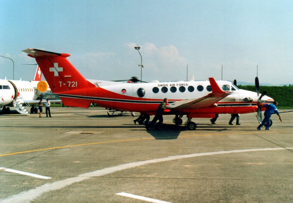 Beech Raytheon B350 Super King Air