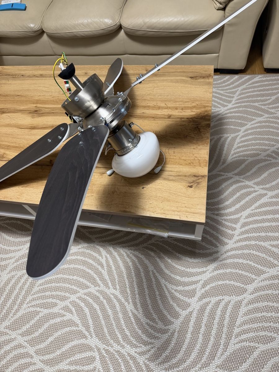 Ventilatoren: Deckenventilator mit Led-Leuchte – Neu (gemäss Beschreibung) aus Regensdorf von mex5145 5