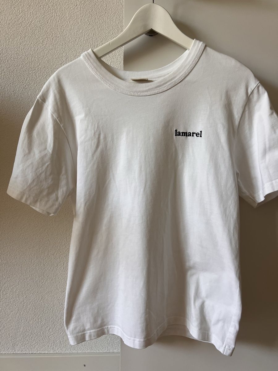 Lamarel T-shirt: Lamarel  T-Shirt – Usato da Zürich venduto da caro.ha.