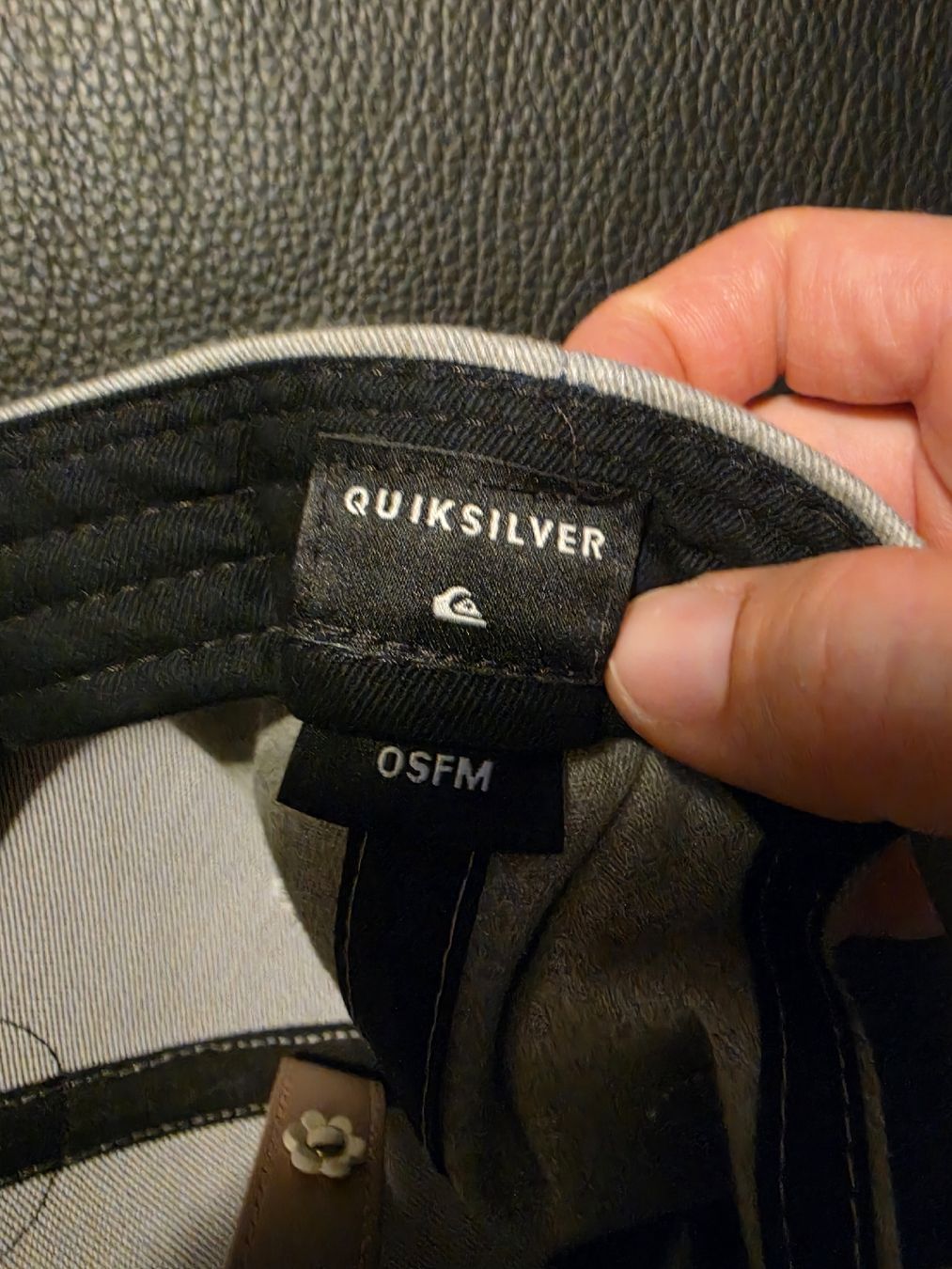Sonstige Kleidung & Accessoires: Quiksilver Cap Baseball  – Gebraucht aus Rickenbach Sulz von VickyJolina 1