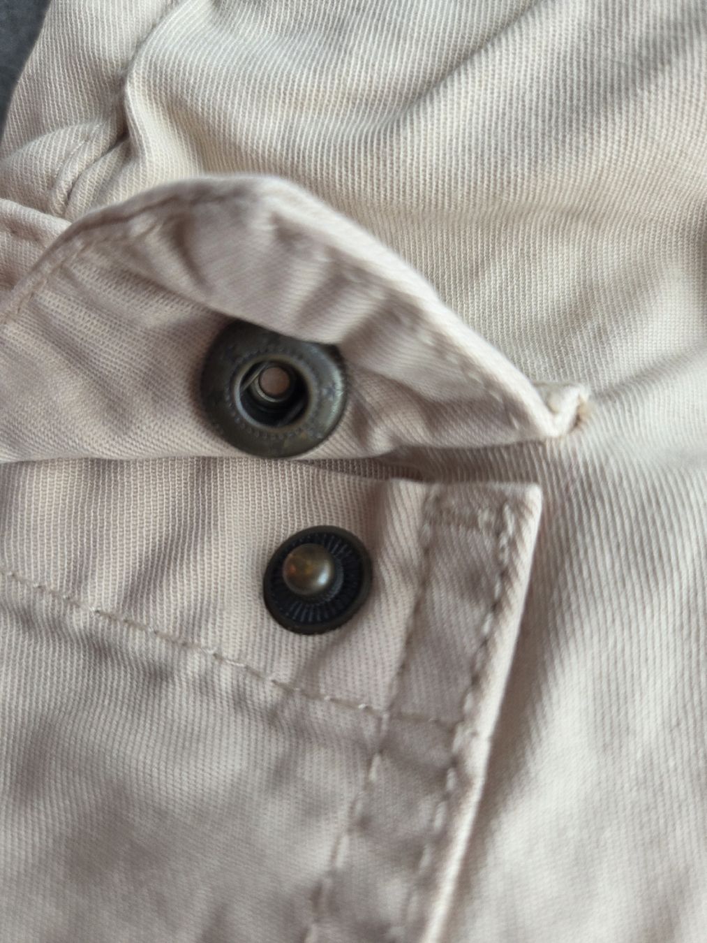 Manor Pantaloni: Cargo-Shorts von Manor, Gr. 104 – Usato da Hüntwangen venduto da ManuM2014 3