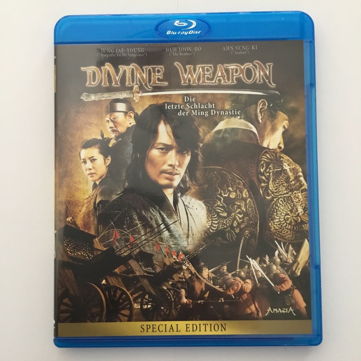 Tutti i DVDs: Divine Weapon - Blu Ray Neu Wertig – Nuovo (secondo la descrizione) da Blauen venduto da berlingo65