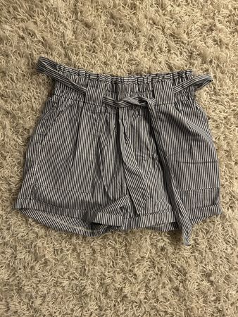 Shorts Gr. M