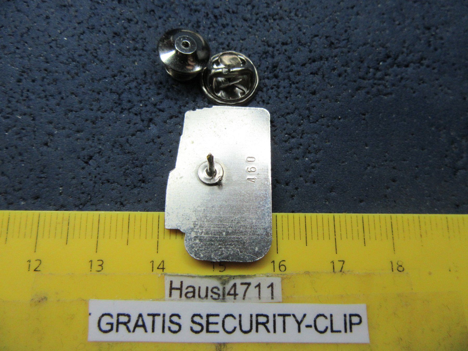 Saurer Placchette & Badge: SAURER 1935 ÜBERFALLWAGEN KANTONSPOLIZEI BASEL AUTO PIN – Usato da Ettingen venduto da Hausi4711 2