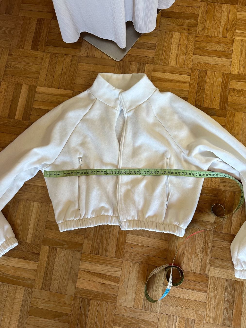 Vestes: Jäckli – Neuf (Voir description) à Balsthal par dasesaro 1