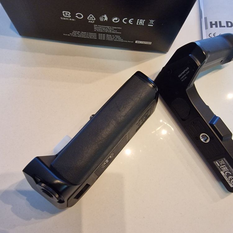 Grip Batterie Additionnel Poignée D'alimentation Olympus HLD-7 Pour OM-D E- M1 - Noir - Supporte 2 Batteries BLN-1 Poignée Alimentation Olympus HLD-7