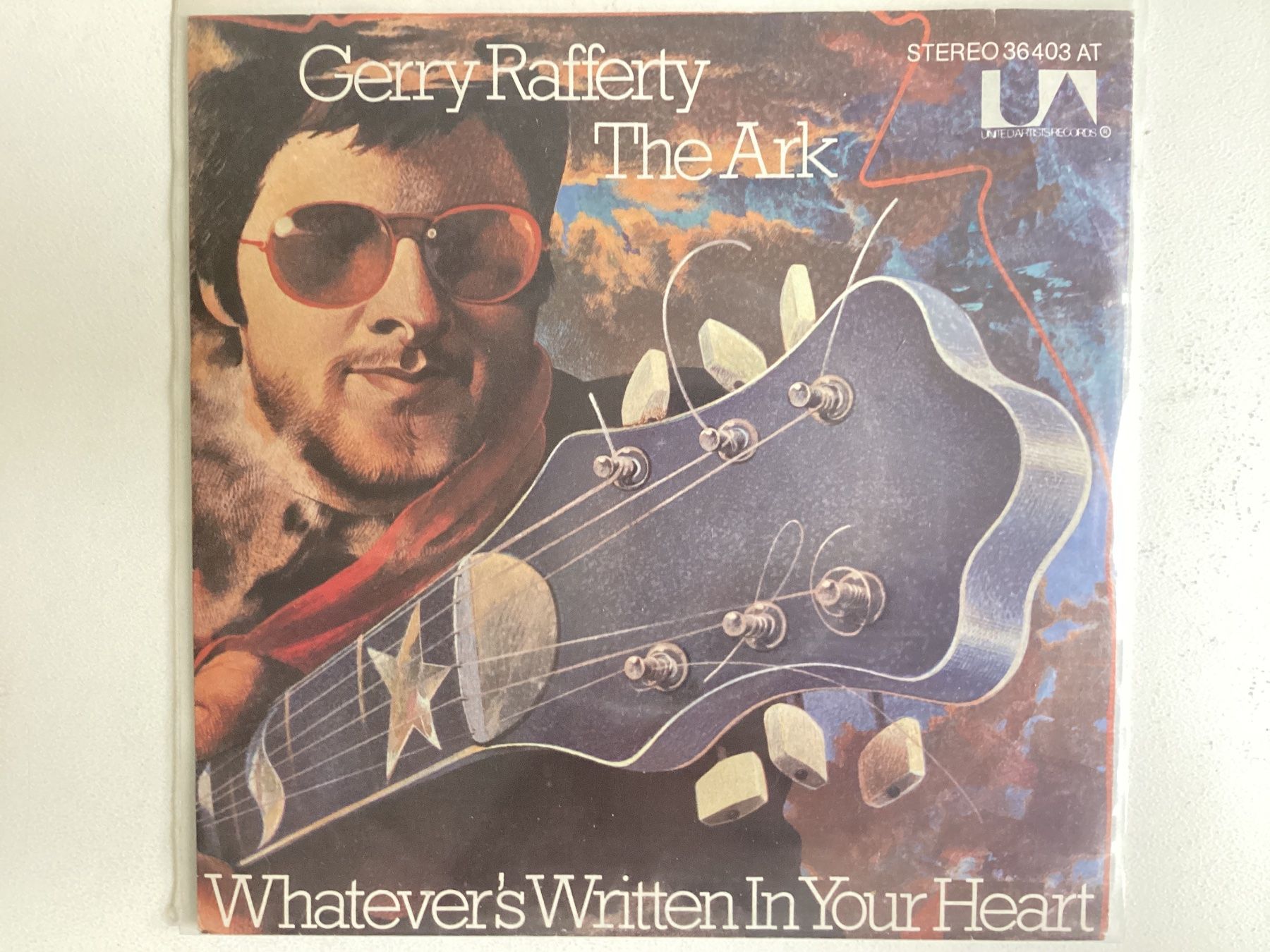 Dischi in vinile: Gerry Rafferty Single - The Ark / Whatever Written In Your… – Usato da Gutenswil venduto da Hamzian