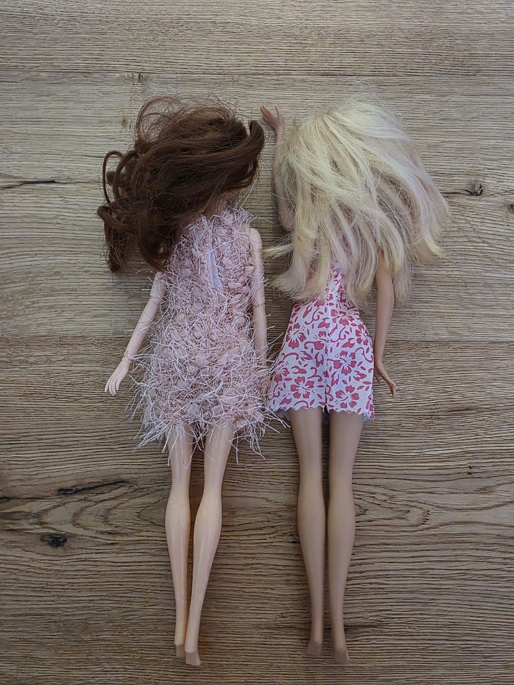 Giocattoli: Barbie Kleiderschrank mit 2 Barbie – Usato da Toffen venduto da ver_x68f 6