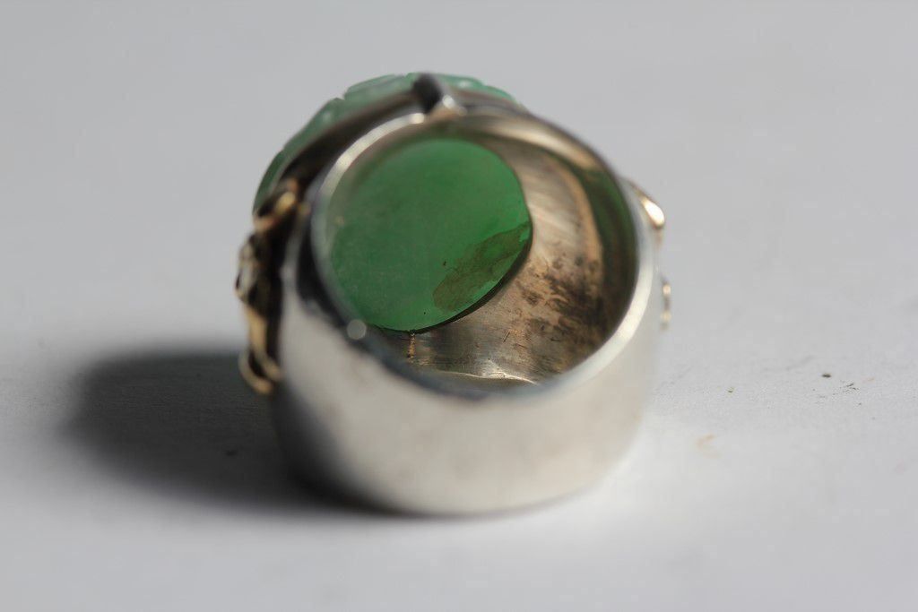 Gilbert Albert Anelli: GILBERT ALBERT Bague argent et jade – Usato da Vandoeuvres venduto da Dom-Tom 4