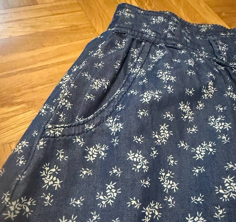 Jupes: Jupe en coton fleurie taille 38 – Neuf (Voir description) à Lausanne par loi_8msc 4