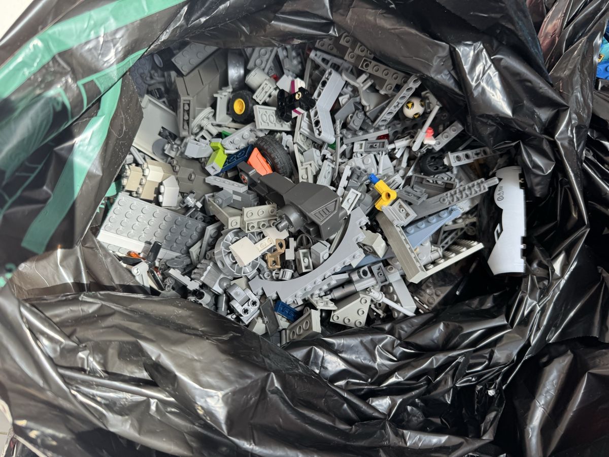 Lego Baukästen: Gros lot de pièces LEGO avec plans – Gebraucht aus Fribourg von Veronique22 3