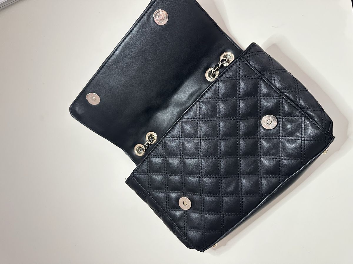 Guess Taschen für Damen: Guess Cessily Umhängetasche  – Neu (gemäss Beschreibung) aus Uetikon am See von jael_87 1