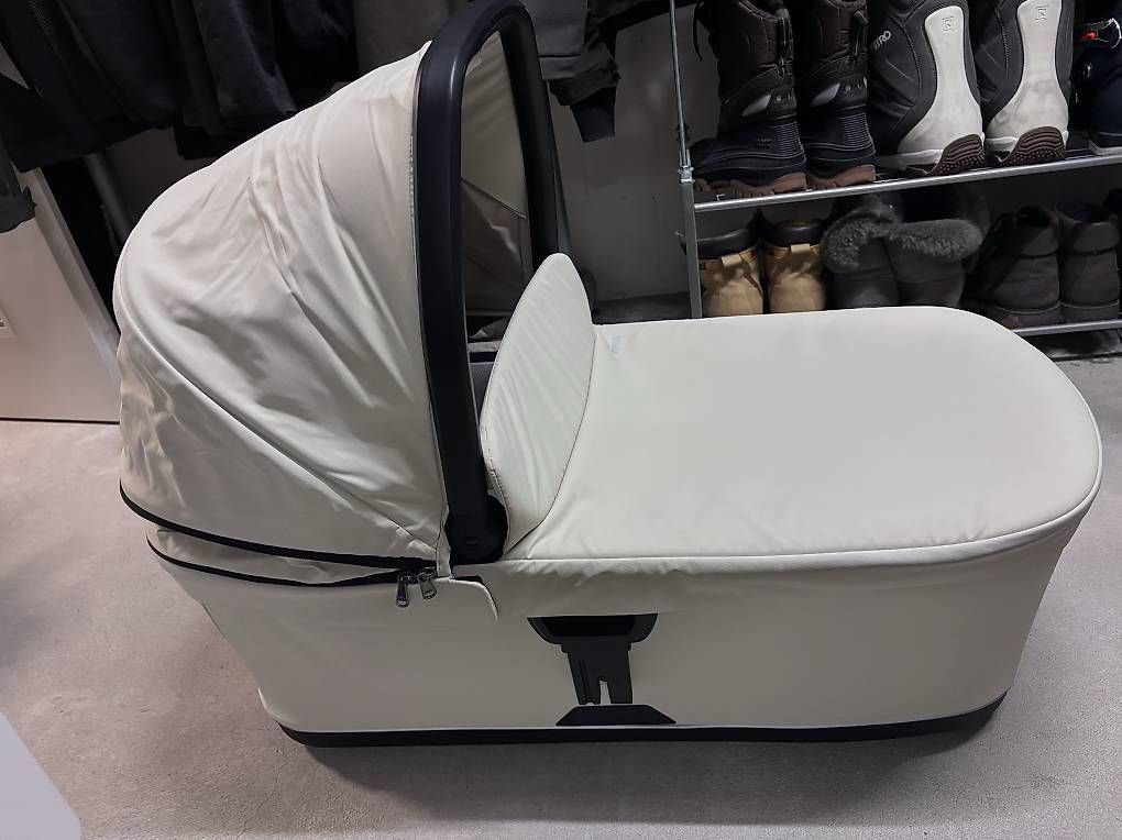 Kinderwagen: Thule Babywanne – Gebraucht aus Ringgenberg BE von ser_vx8t 1
