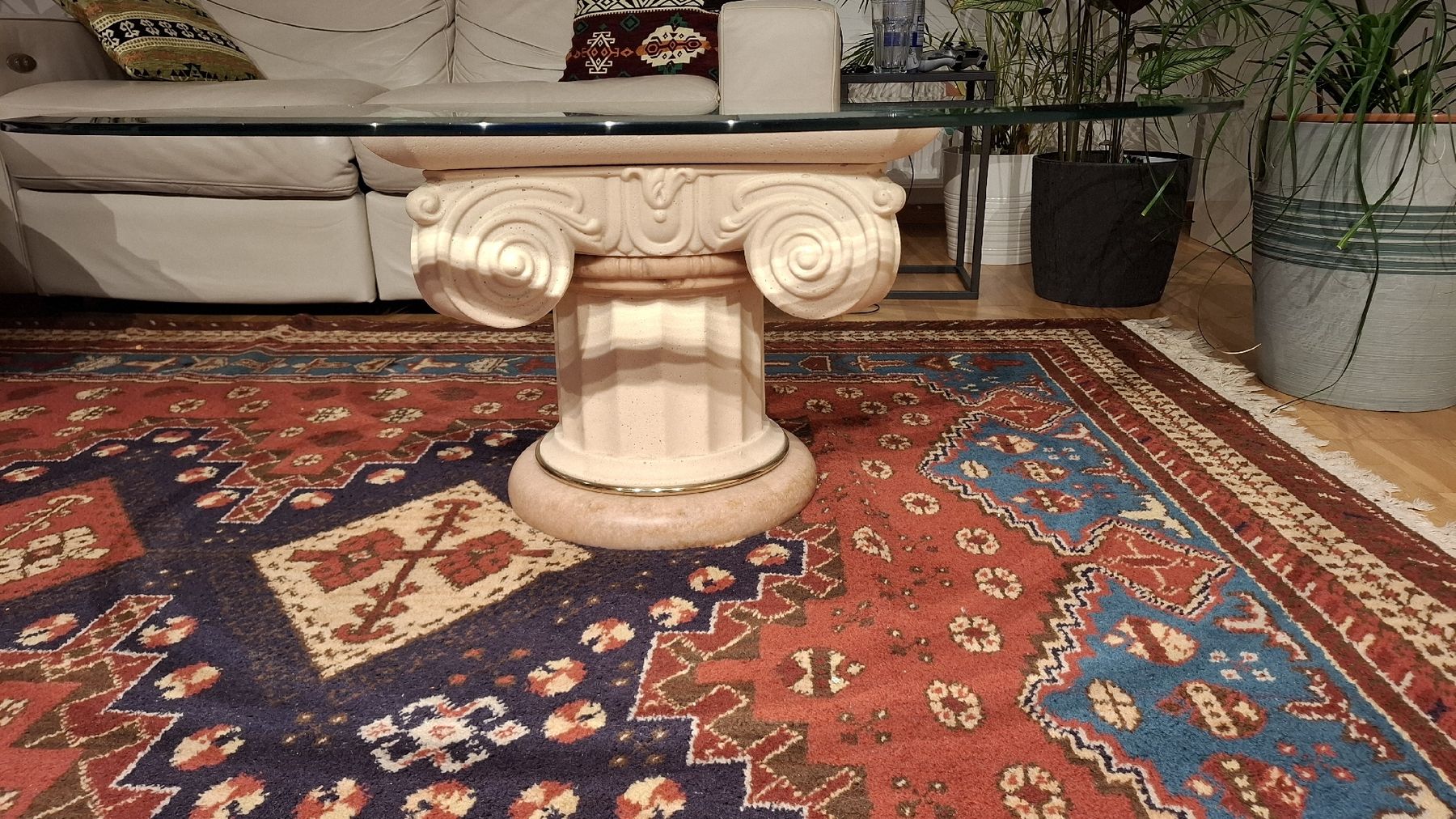 Tavoli: Elegant Glass Coffee Table with Column Base – Usato da Gränichen venduto da Metiiii 1