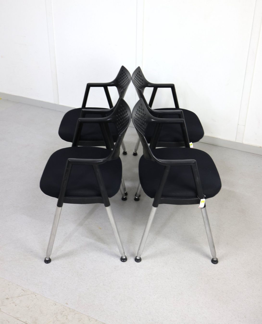 Vitra Sedie: Besucherstuhl - Vitra Quattro – Usato da Volketswil venduto da brockipfannenstil