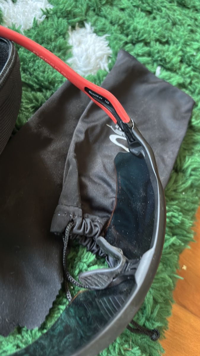 Oakley Lunettes & Verres: Oakley rot  – Neuf (Voir description) à Thun par joa_696w 1