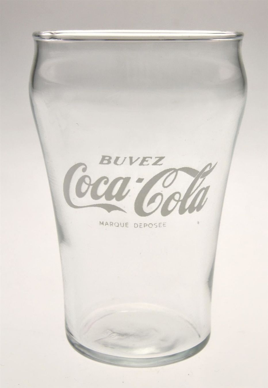 Coca-Cola Gläser: Coca Cola BUVEZ kleines altes 2 dl Glas – Gebraucht aus Schmitten FR von fliessigs_Biendli
