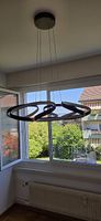 Moderne LED-Designleuchten in Schwarz  neuwertig